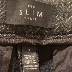 White House Black Market Pants - WHBM black size 2 the slim ankle pant White House Black Market Pants - WHBM black size 2 the slim ankle pant
